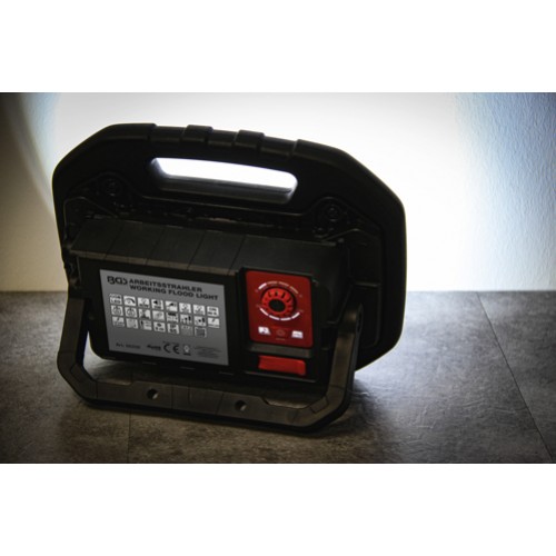 BGS COB-LED-Arbeits-Strahler | 40 W | mit integrierten Lautsprechern